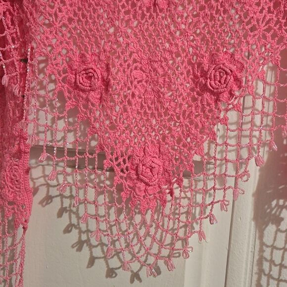 Crochet Pink Lightweight Cotton  Rose Design Shawl Wrap - Picture 12 of 14